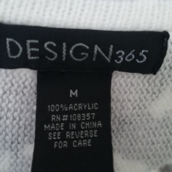 Gray Leopard Sweater - Picture 5 of 5